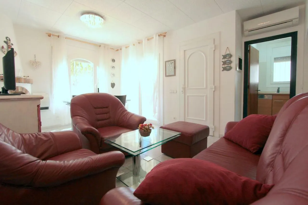 Leon Inmo Chalet Amira - 10191 Empuriabrava 0*,  Spain